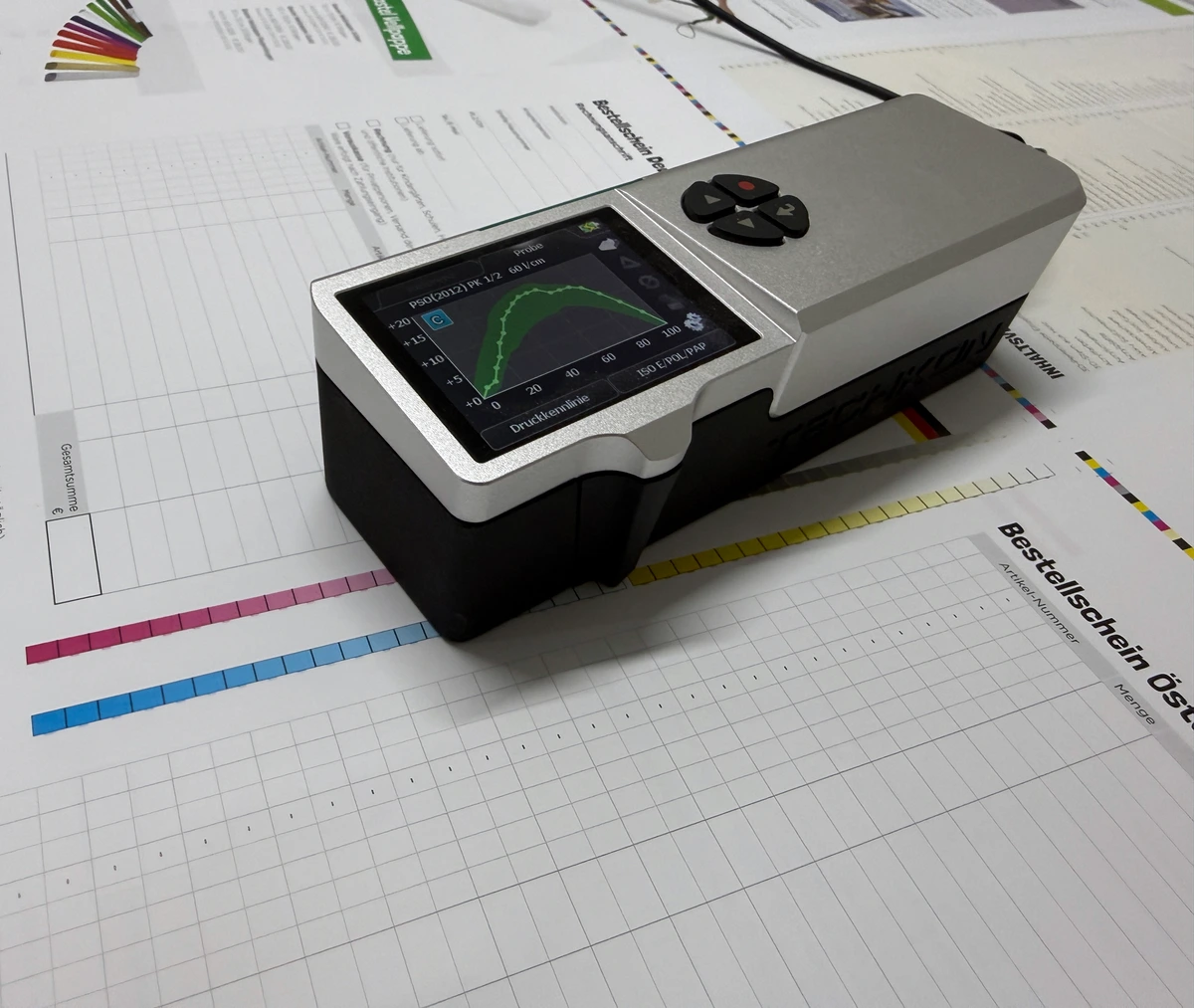 Densitometer oder Spektralfotometer?